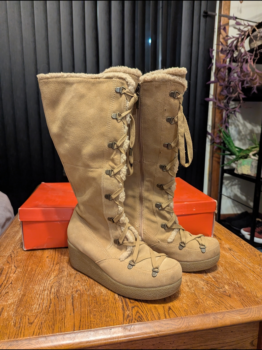 Circa 2008, R2 Tan Suede Winter Boots